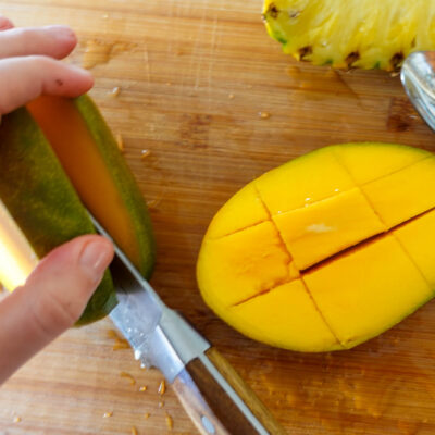 Step 3. Cut mango