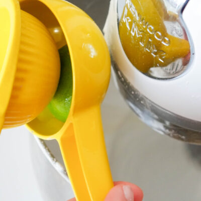 Step 4. Add cornstarch and lime juice