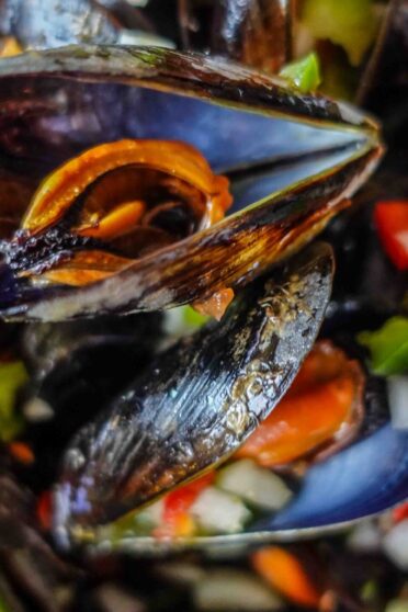 Portuguese-Style Mussels
