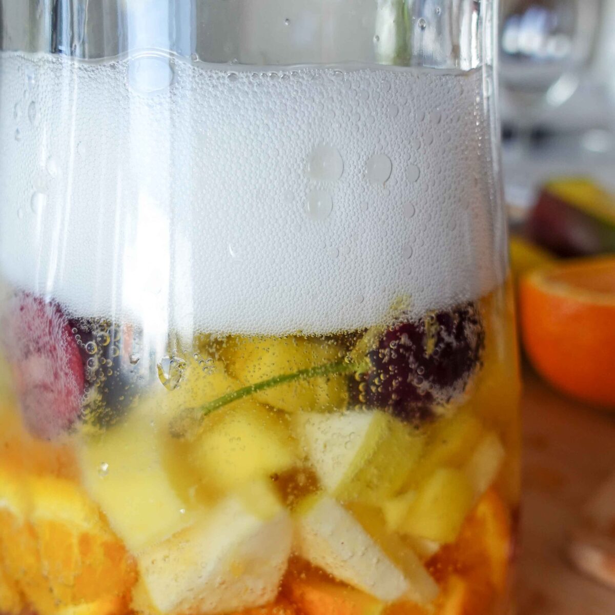 Step 4. Add sparkling wine