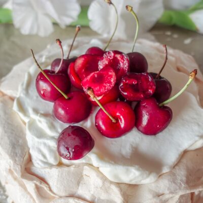 The most delicious Cherry Pavlova