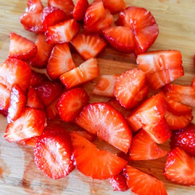 Step 2. Prepare strawberries