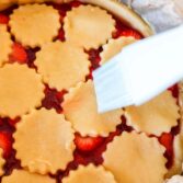 Step 5. Decorate and bake