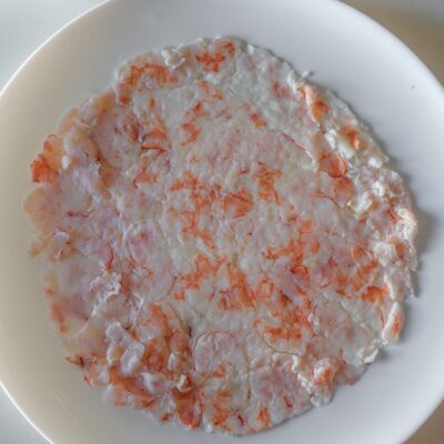 Step 4. Roll out shrimp