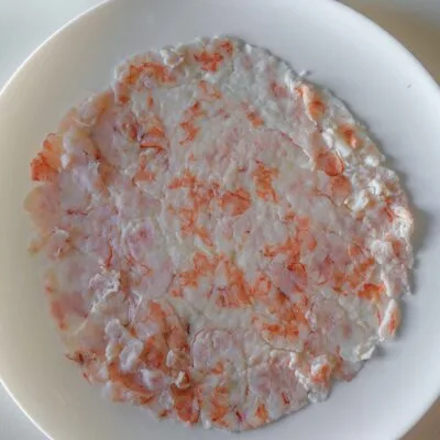 Step 4. Roll out shrimp