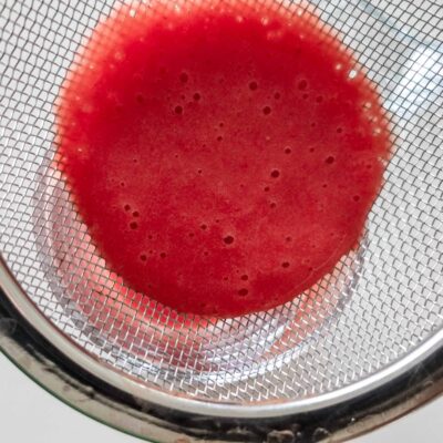 Step 3. Sieve and finish