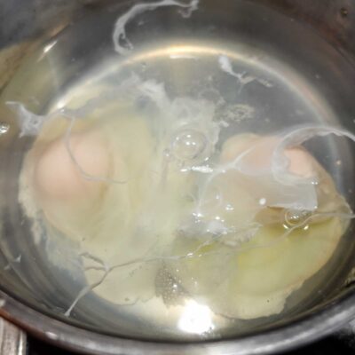 Step 3. Prepare poached eggs