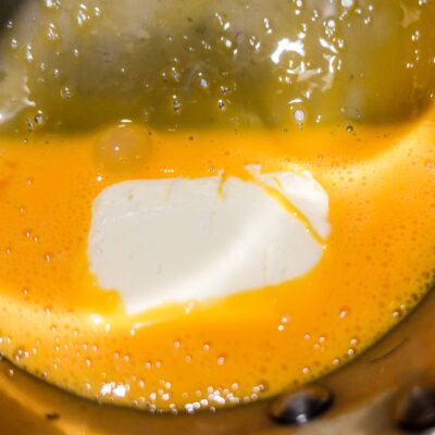 Step 2. Prepare hollandaise sauce