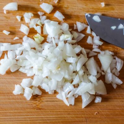 Step 4. Prepare carrots and onion