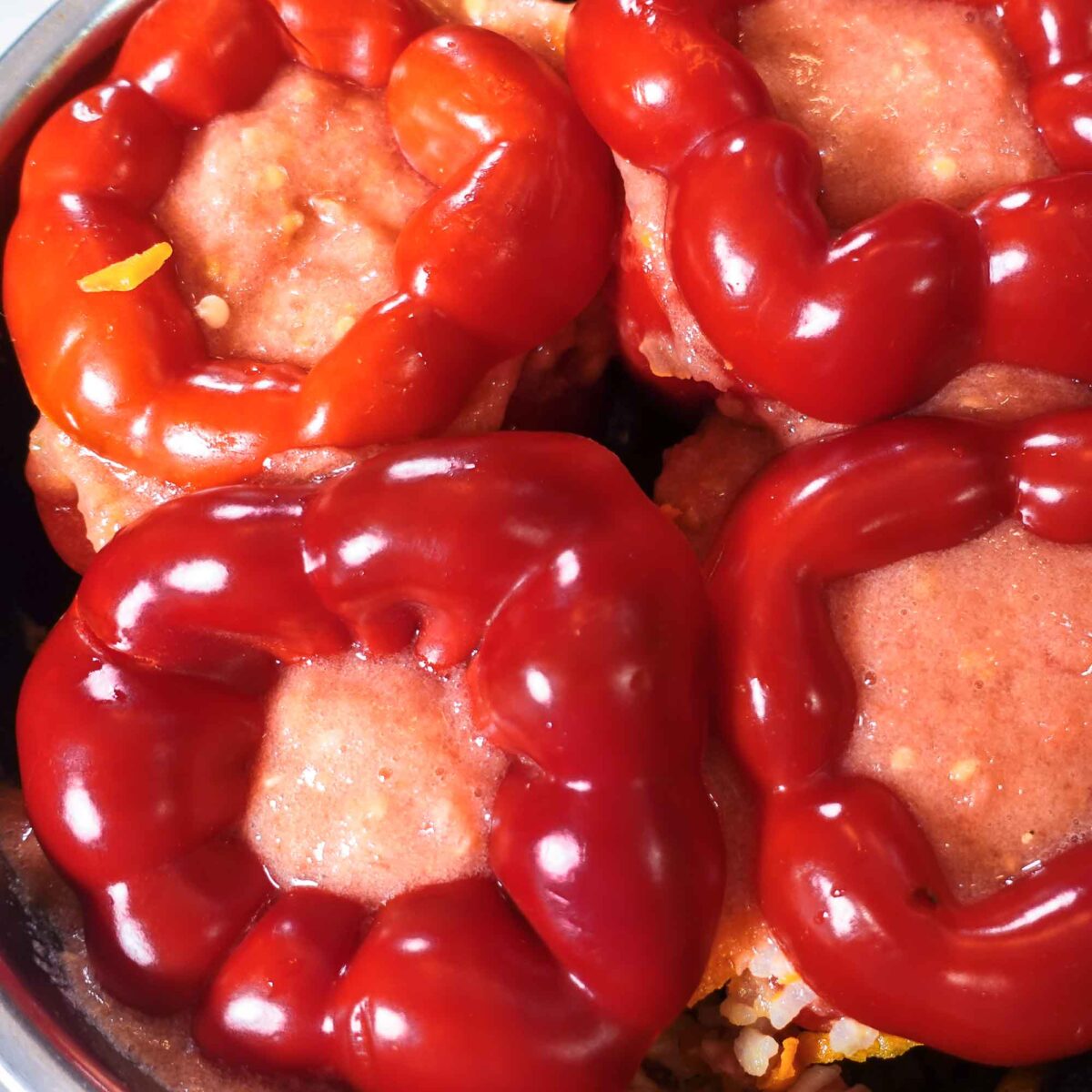 Step 5. Make sauce and add yogurt