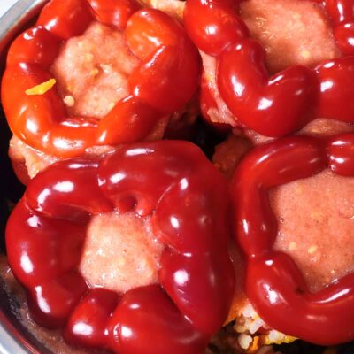Step 5. Make sauce and add yogurt
