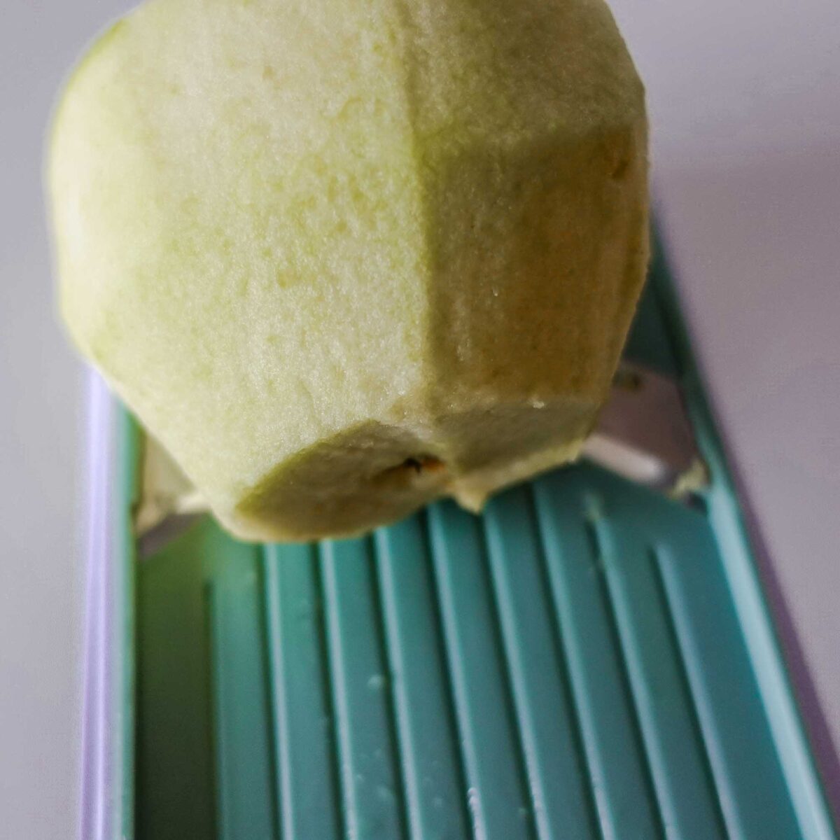 Step 6. Prepare apples