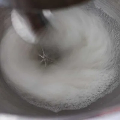 Step 3. Whisk egg whites