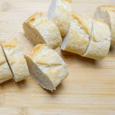 Step 2. Make toasts