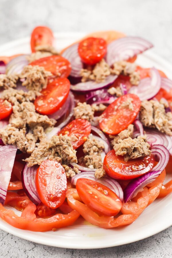 Delicious Tuna Tomato salad on a plate.