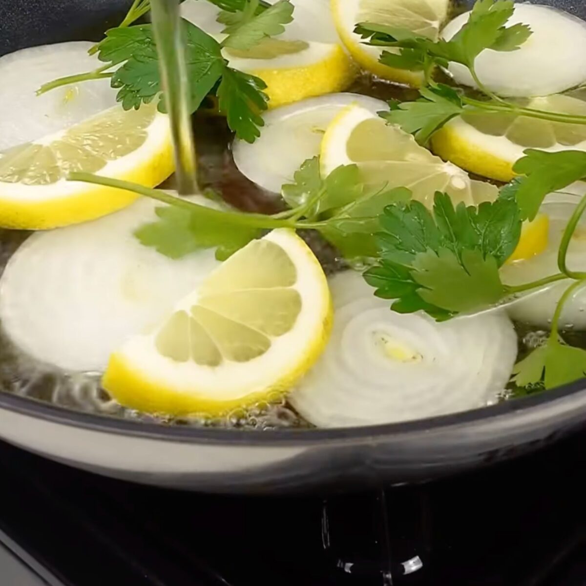 Step 2. Prepare pan and vegetables