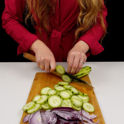 Step 1. Peel and slice 