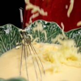 Step 5. Prepare eggs and cream