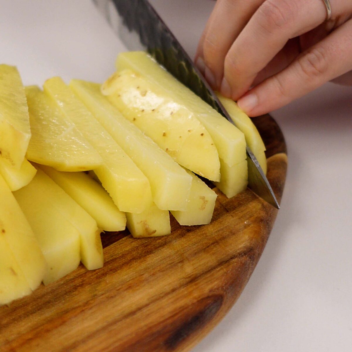 Step 2. Cut potatoes