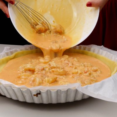 Step 7. Add mixture to shell