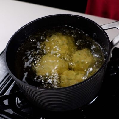 Step 6. Heat oil