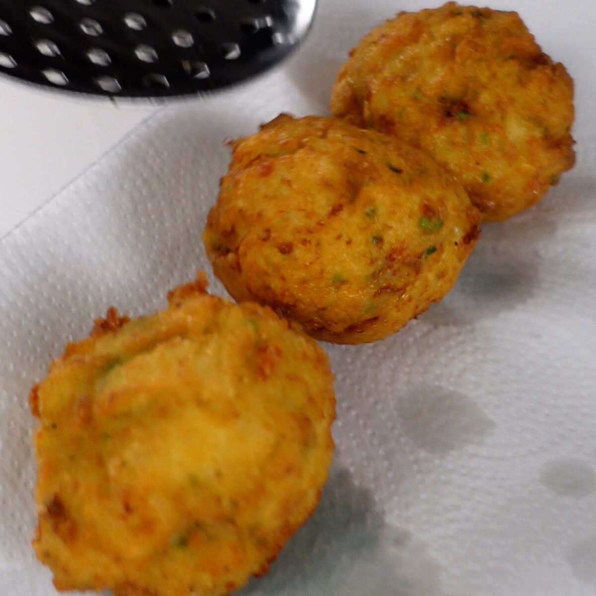 Step 7. Fry croquettes