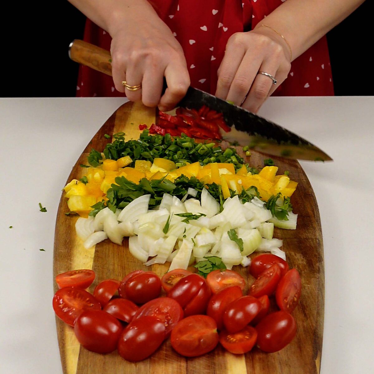 Step 3. Cut other vegetables