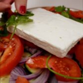 Step 4. Garnish salad