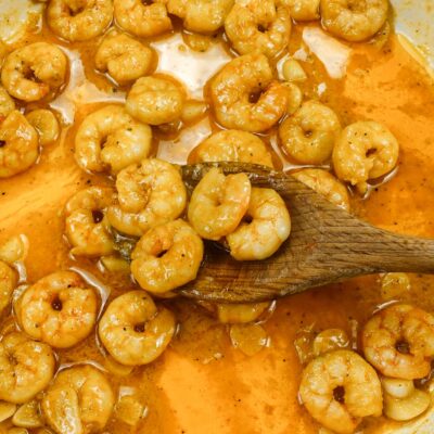 Shrimp in Lemon Garlic Sauce in a skillet