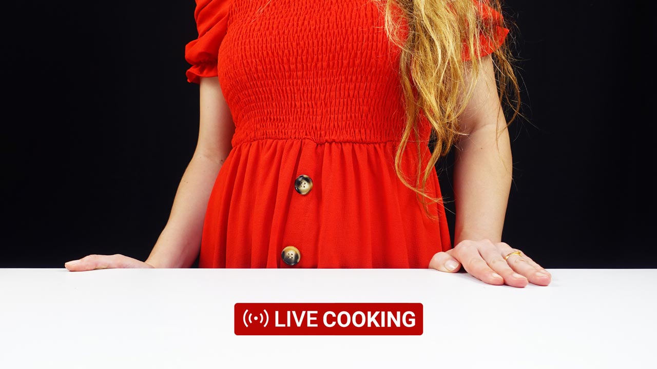 Helena live cooking