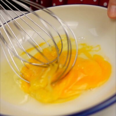 Step 2. Prepare breading