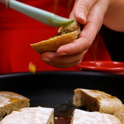 Step 3. Prepare the buns