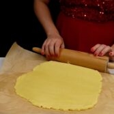 Step 4. Assemble the crostata
