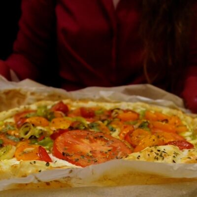 Step 5. Bake tomato tart