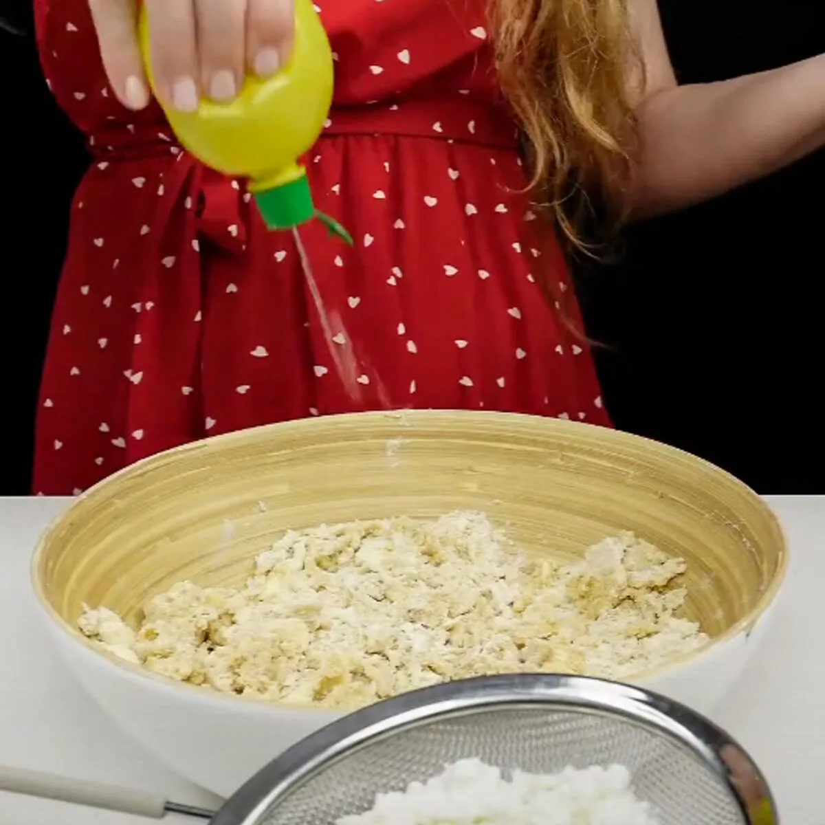 Step 2. Add egg and cottage cheese