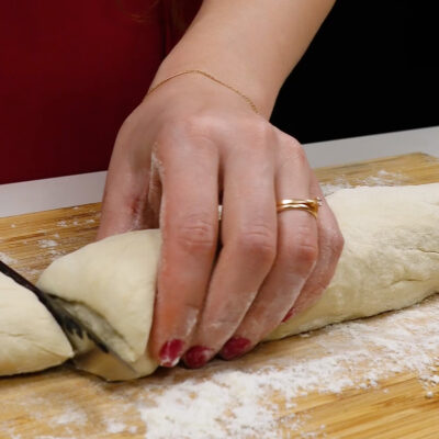 Step 2. Let the dough rise and cut chorizo 
