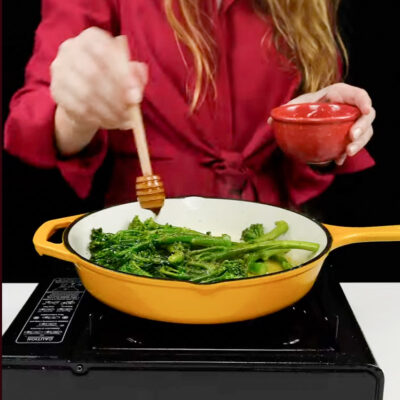 Step 4. Season, cook, add lemon juice 