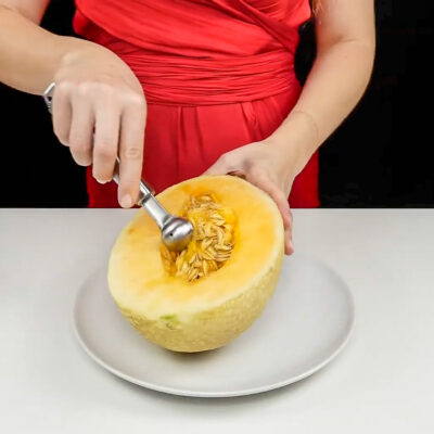 Step 1. Prepare the melon