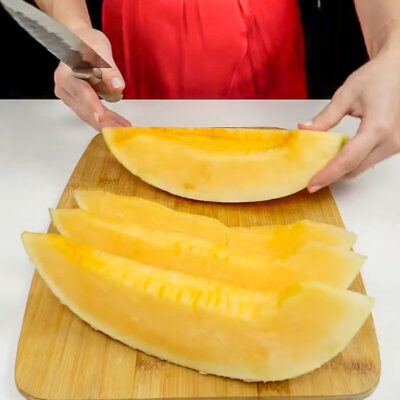 Step 1. Prepare the melon
