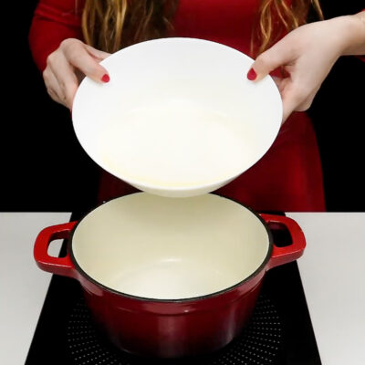 Step 3. Temper the eggs