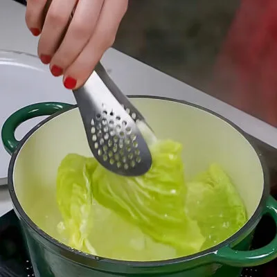 Step 1. Prepare the cabbage leaves