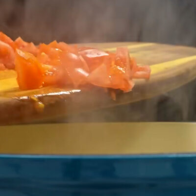 Step 2. Prepare seafood and make sauce