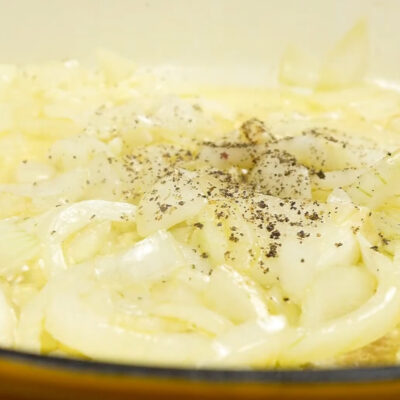 Step 3. Build the sauce