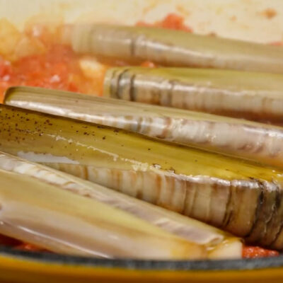 Step 4. Cook the razor clams