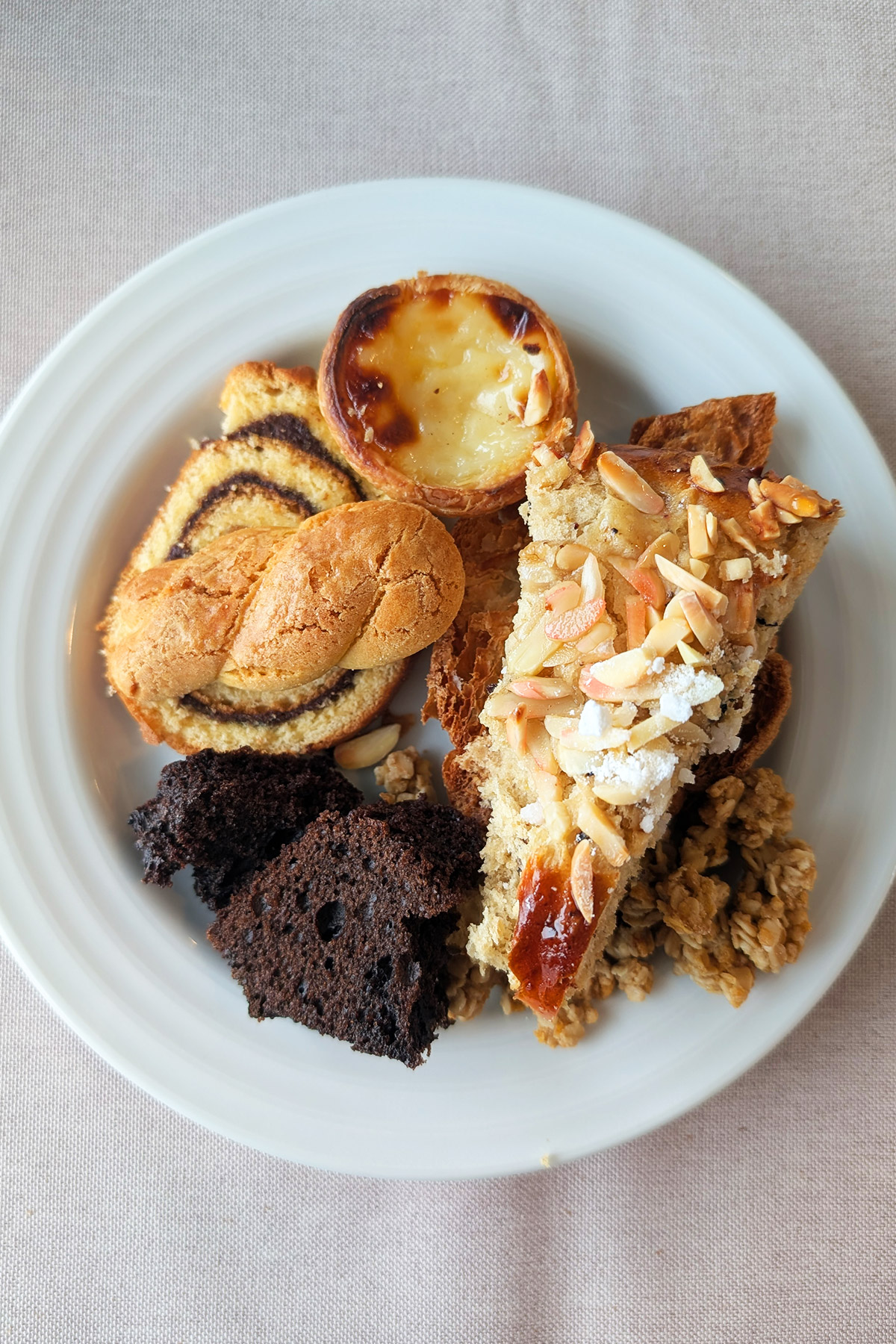 Atlantic View Restaurant breakfast sweets