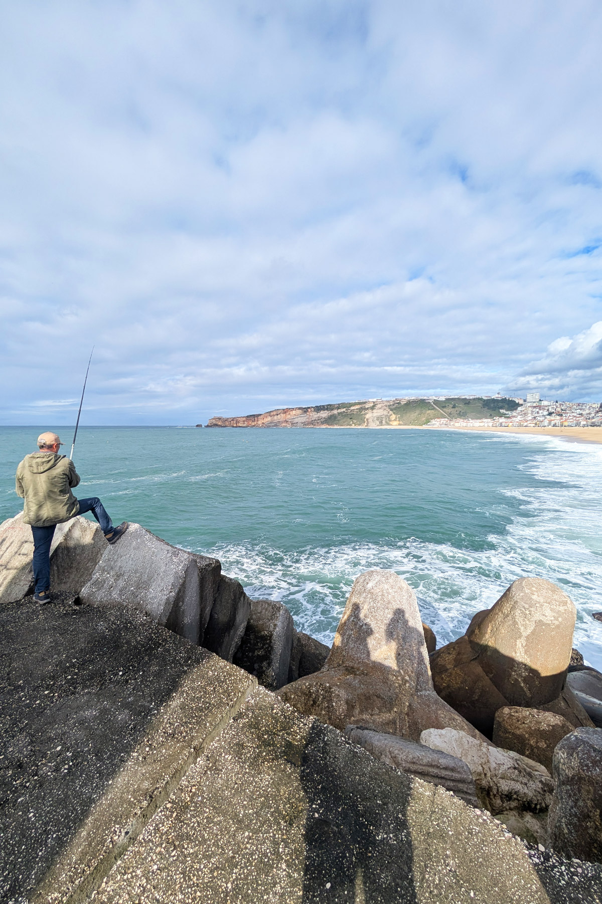 Fishing in Nazaré in Portugal with the view