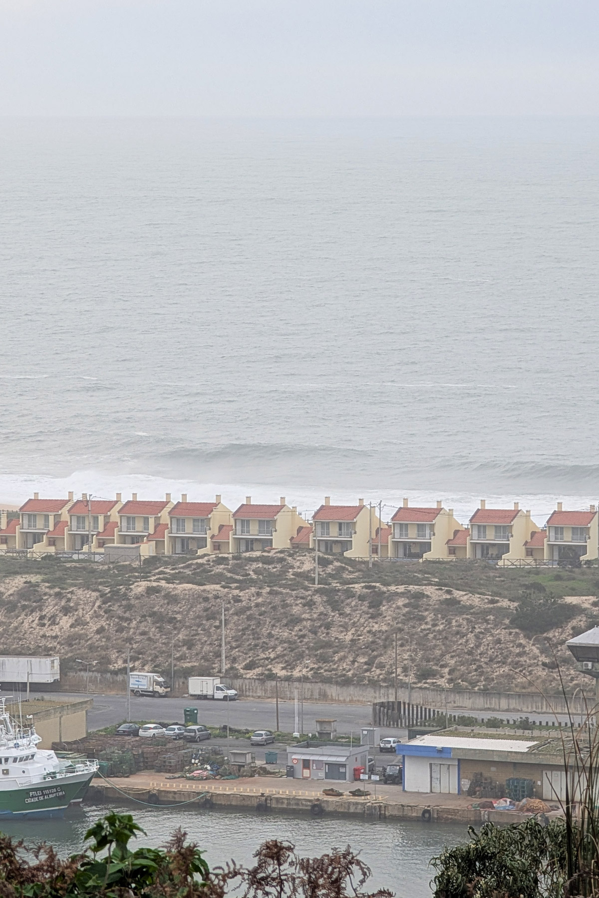 The view from Hotel Miramar Sul Nazaré on the houses