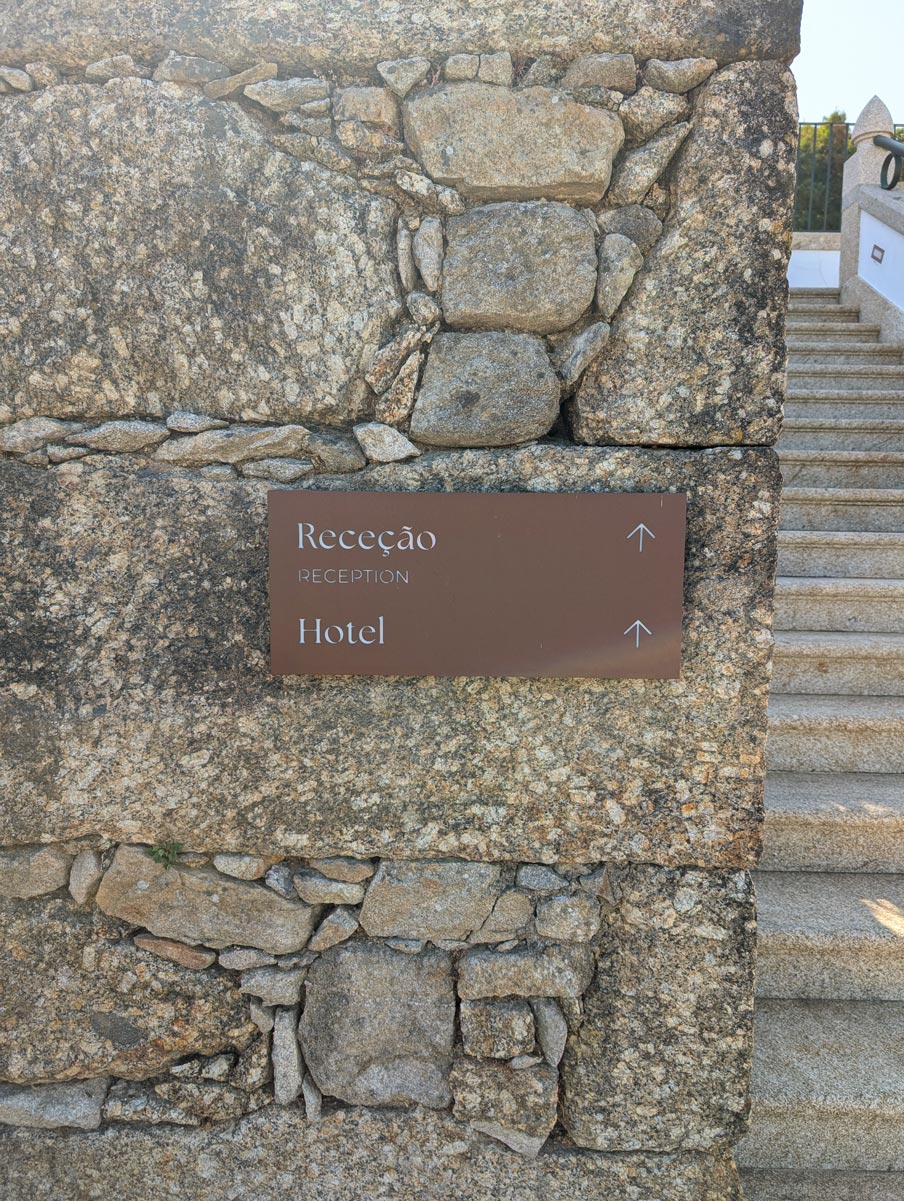 Stairs to the Solar de Vila Meã and Barro Restaurante